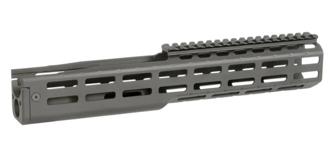 Midwest Industries Henry Supreme Garde main